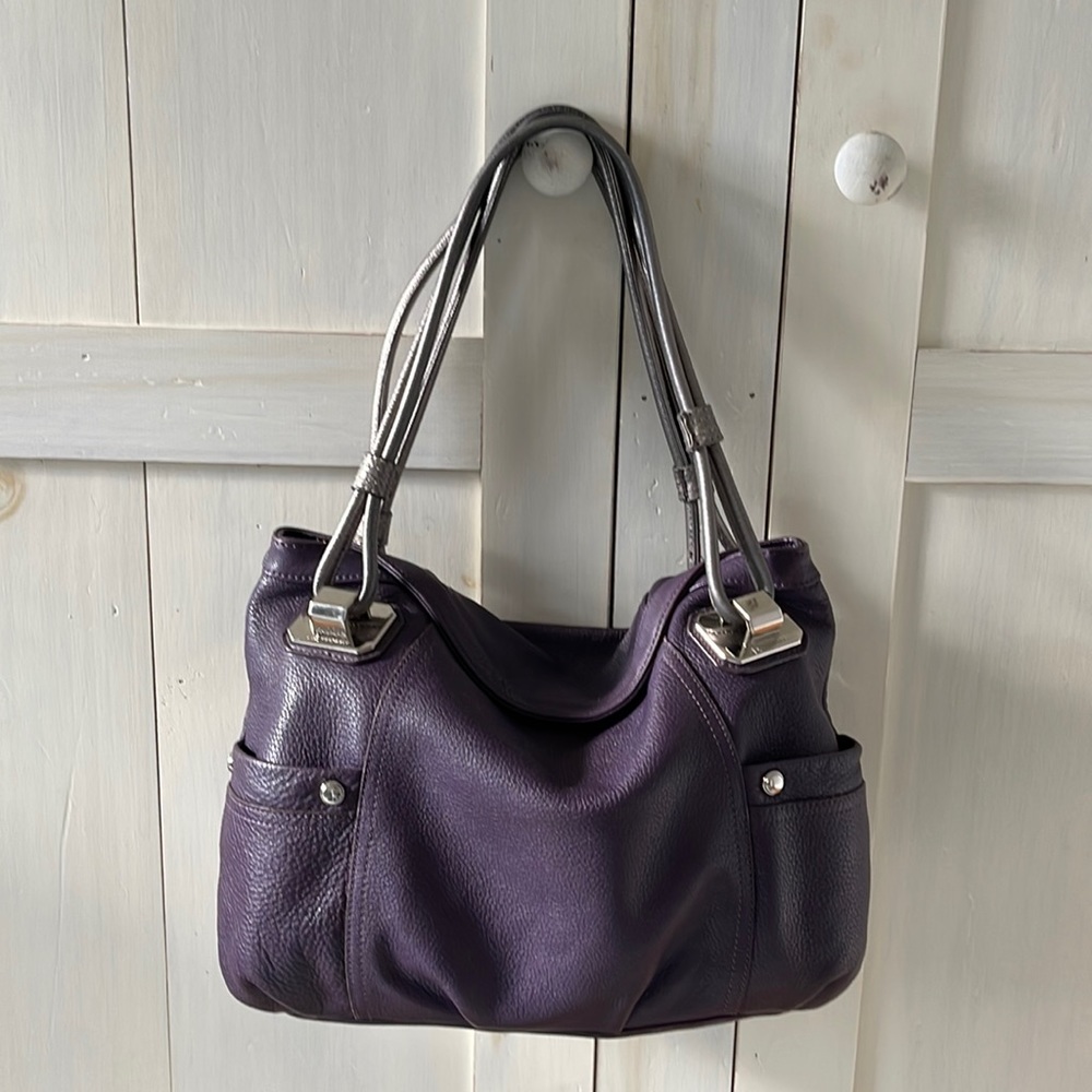 Leather handbag